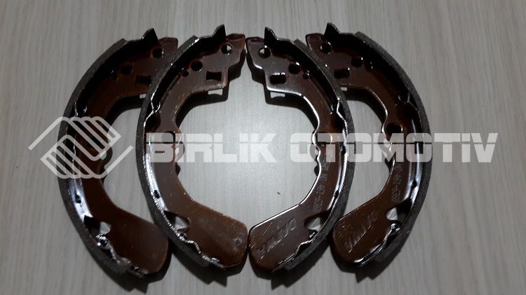 SWIFT-ARKA FREN PABUCU 88-04 / SWIFT 05-11 (4*4) / APPLAUSE