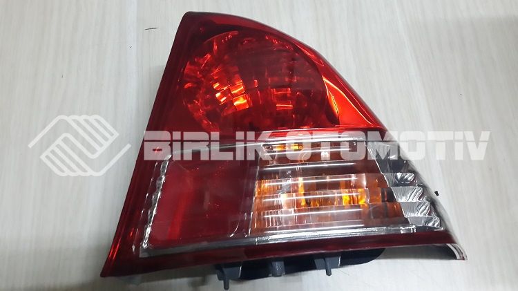 CIVIC-STOP LAMBASI DIŞ SAĞ 04-06 (SARI) CIVIC-STOP LAMBASI DIŞ SAĞ 04-06 (SARI)