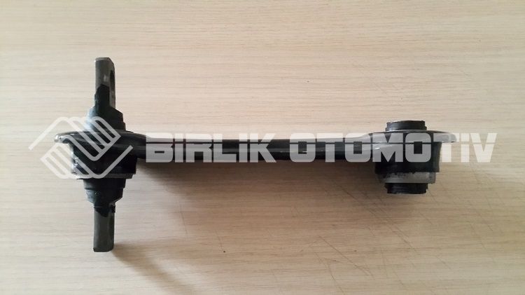 CIVIC-ARKA DENGE KOLU ÜST SOL 92-01 / CRV 97-01 CIVIC-ARKA DENGE KOLU ÜST SOL 92-01 / CRV 97-01
