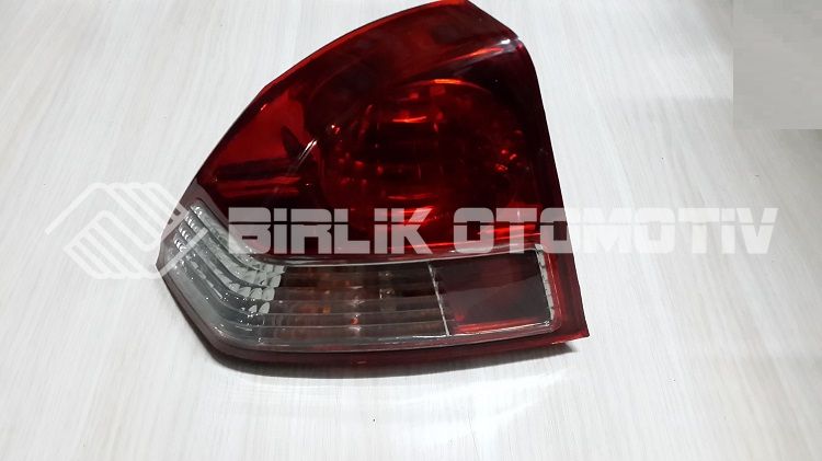 CIVIC-STOP LAMBASI DIŞ SOL 04-06 (SARI) CIVIC-STOP LAMBASI DIŞ SOL 04-06 (SARI)