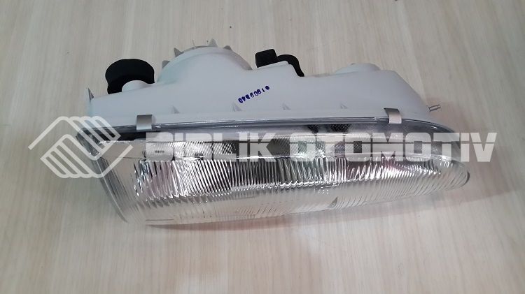 H100-FAR LAMBASI SAĞ 97-07 H100-FAR LAMBASI SAĞ 97-07