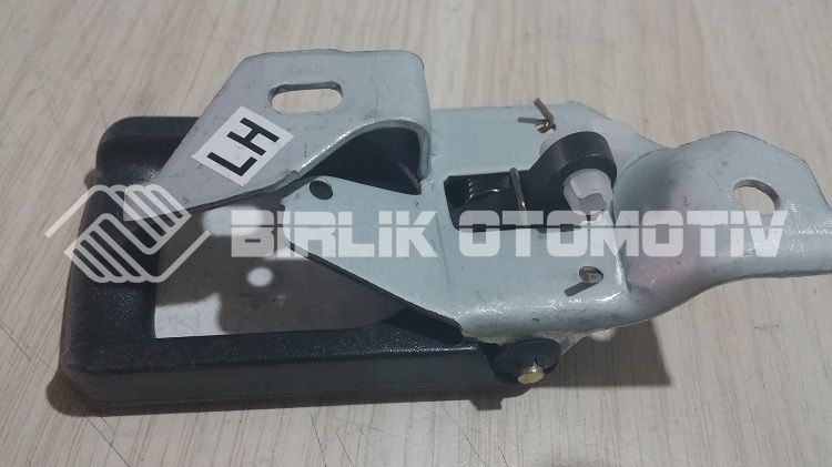 H100-ÖN KAPI İÇ AÇMA KOLU SOL 94-07 H100-ÖN KAPI İÇ AÇMA KOLU SOL 94-07