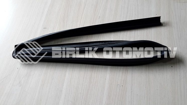 ACCENT-ARKA KAPI CAM İÇ FİTİLİ SAĞ 95-00 ACCENT-ARKA KAPI CAM İÇ FİTİLİ SAĞ 95-00