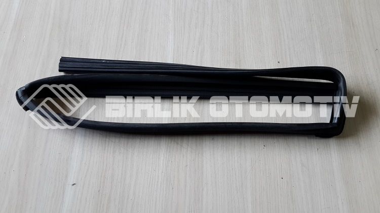 ACCENT-ARKA KAPI CAM İÇ FİTİLİ SOL 95-00 ACCENT-ARKA KAPI CAM İÇ FİTİLİ SOL 95-00