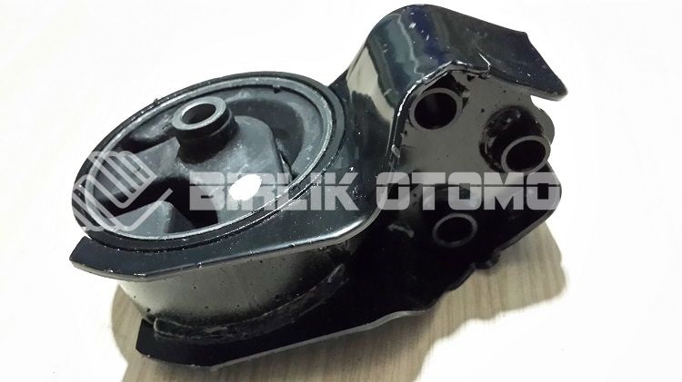 CERATO-ARKA MOTOR TAKOZU DZEL 1,5CC 03-09