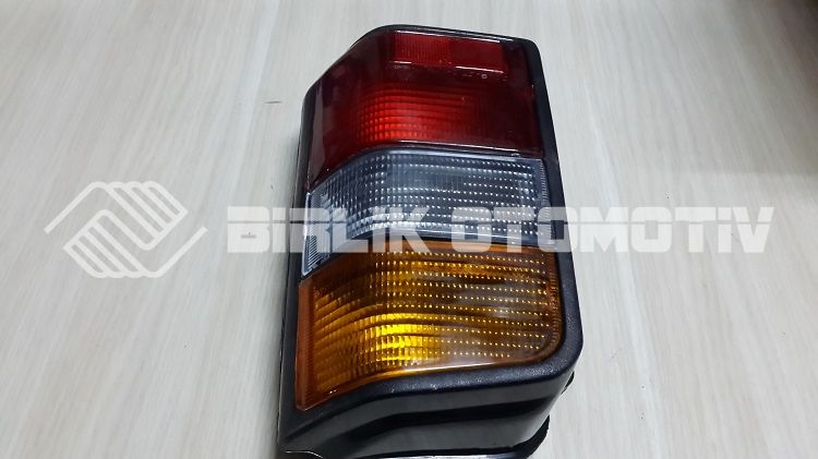 L300-STOP LAMBASI SAĞ 87-00 L300-STOP LAMBASI SAĞ 87-00