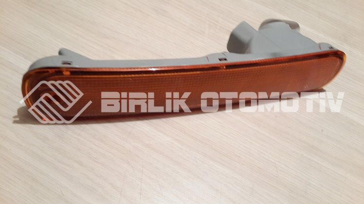 323-TAMPON SİNYALİ SAĞ 95-96 (FAMİLİA) 323-TAMPON SİNYALİ SAĞ 95-96 (FAMİLİA)