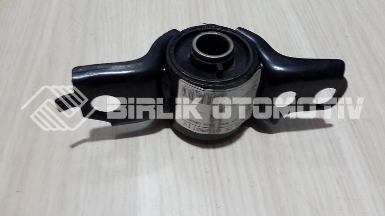 323-KELEBEK BURÇ ÖNÜN ARKASI SAĞ 95-97 323-KELEBEK BURÇ ÖNÜN ARKASI SAĞ 95-97