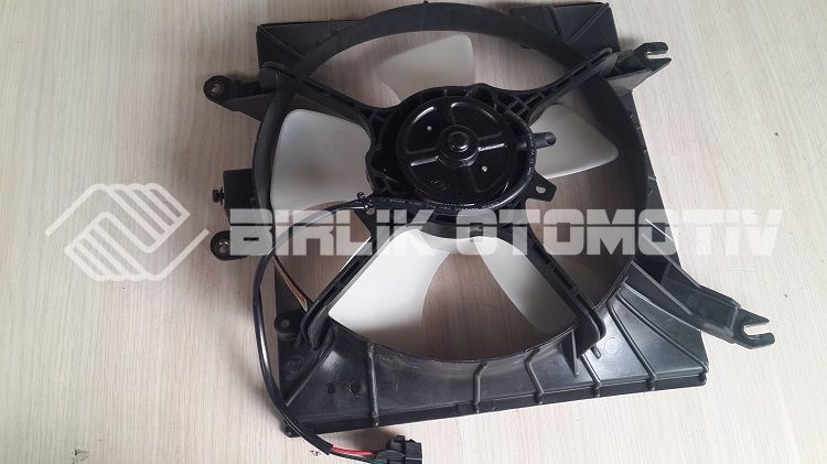 323-RADYATÖR FAN DAVLUMBAZI KOMPLE 1,5CC 95-02 (FAMİLİA) (5 KANAT) 323-RADYATÖR FAN DAVLUMBAZI KOMPLE 1,5CC 95-02 (FAMİLİA) (5 KANAT)
