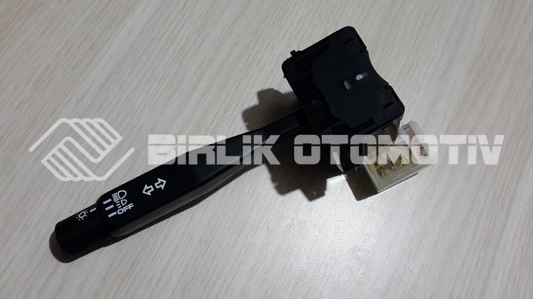 PICK-UP D21-FAR SİNYAL KOLU 89-97 PICK-UP D21-FAR SİNYAL KOLU 89-97