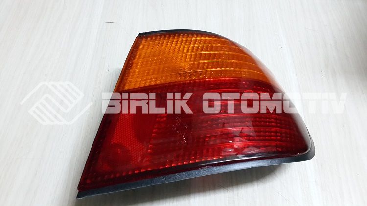 PRİMERA-STOP LAMBASI SAĞ DIŞ SARI 97-99 PRİMERA-STOP LAMBASI SAĞ DIŞ SARI 97-99