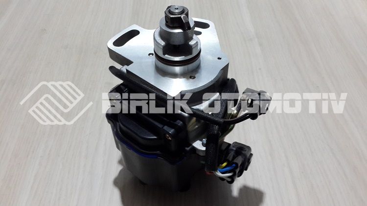 COROLLA AE101-DİSTRİBÜTÖR KOMPLE (6 FİŞLİ) 1,6 ENJ. 95-98 COROLLA AE101-DİSTRİBÜTÖR KOMPLE (6 FİŞLİ) 1,6 ENJ. 95-98
