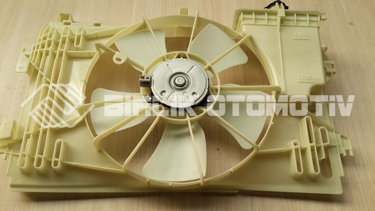COROLLA ZZ121-RADYATÖR FAN DAVLUMBAZI KOMPLE (BİDONLU) 02-06 COROLLA ZZ121-RADYATÖR FAN DAVLUMBAZI KOMPLE (BİDONLU) 02-06