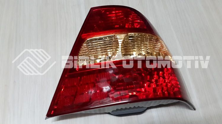 COROLLA ZZ121-STOP LAMBASI SAĞ 02-03 COROLLA ZZ121-STOP LAMBASI SAĞ 02-03